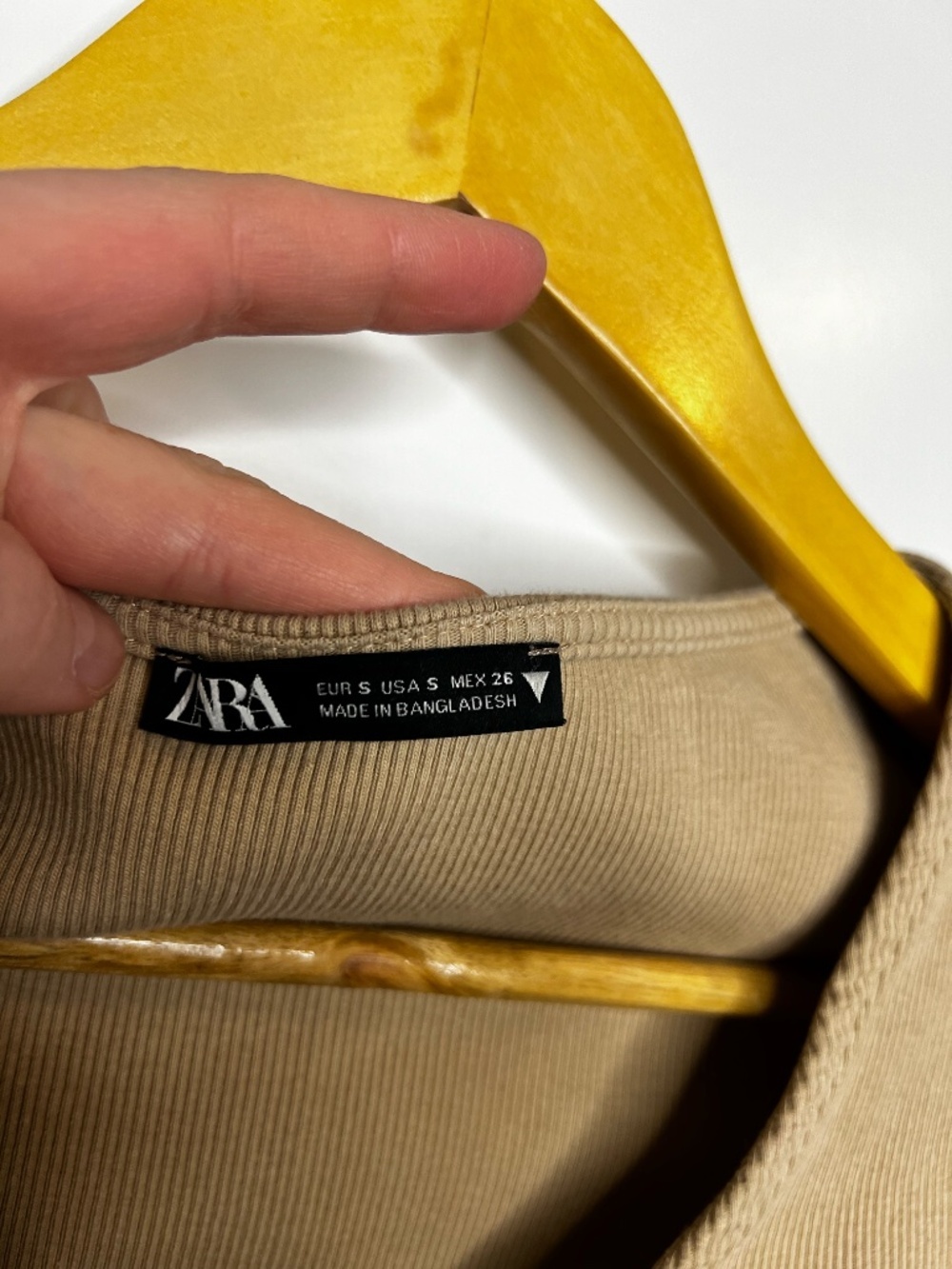 Zara Ribbed Ruched Drawstring Crop Top - Picture 4 of 6